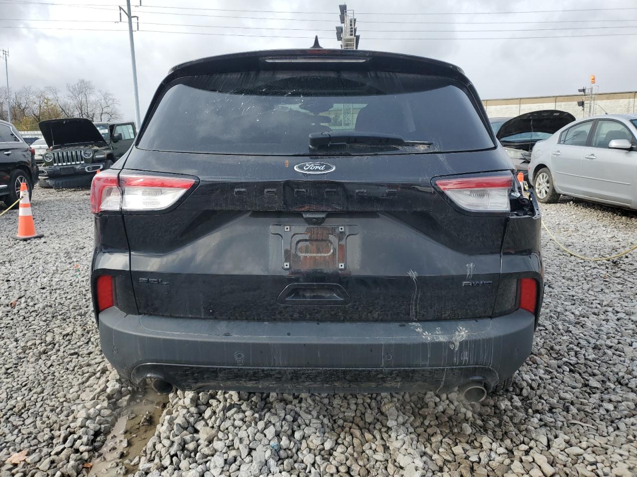 1FMCU9H99MUB18857 FORD ESCAPE 2021