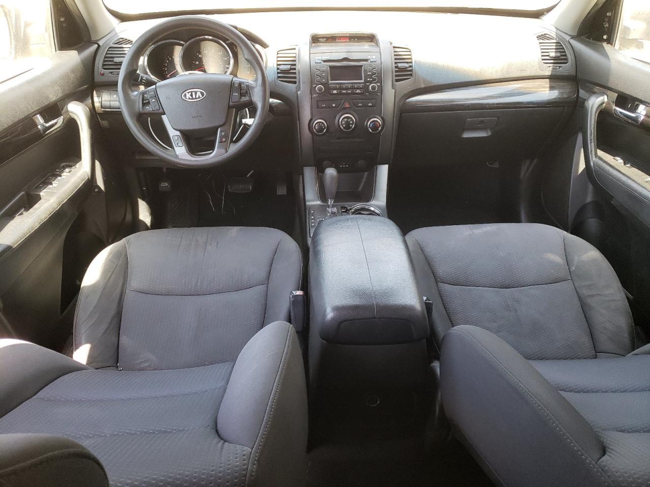 2011 Kia Sorento - Image 8