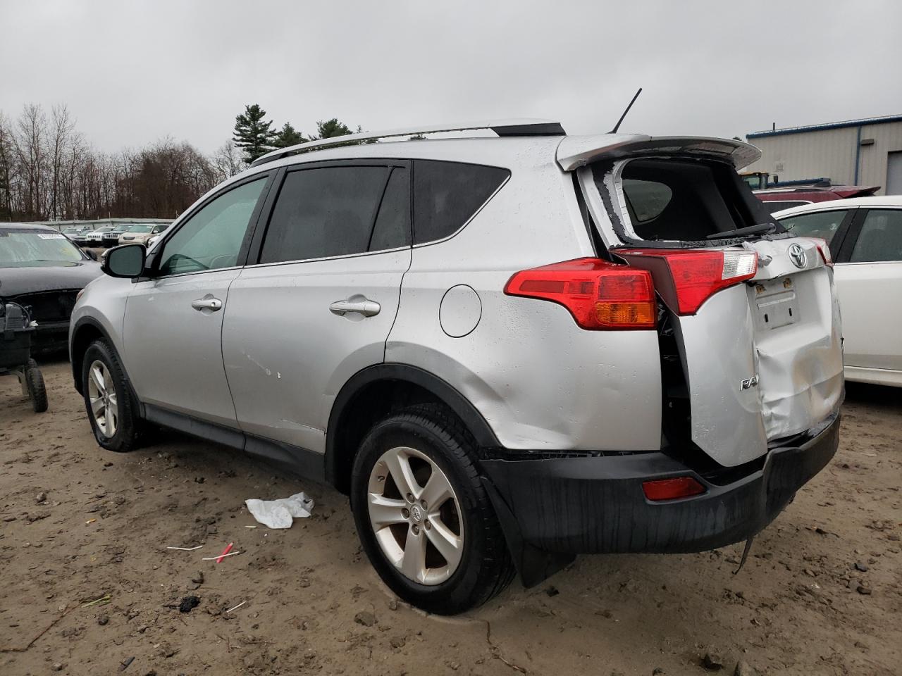 2014 Toyota RAV 4 - Image 2