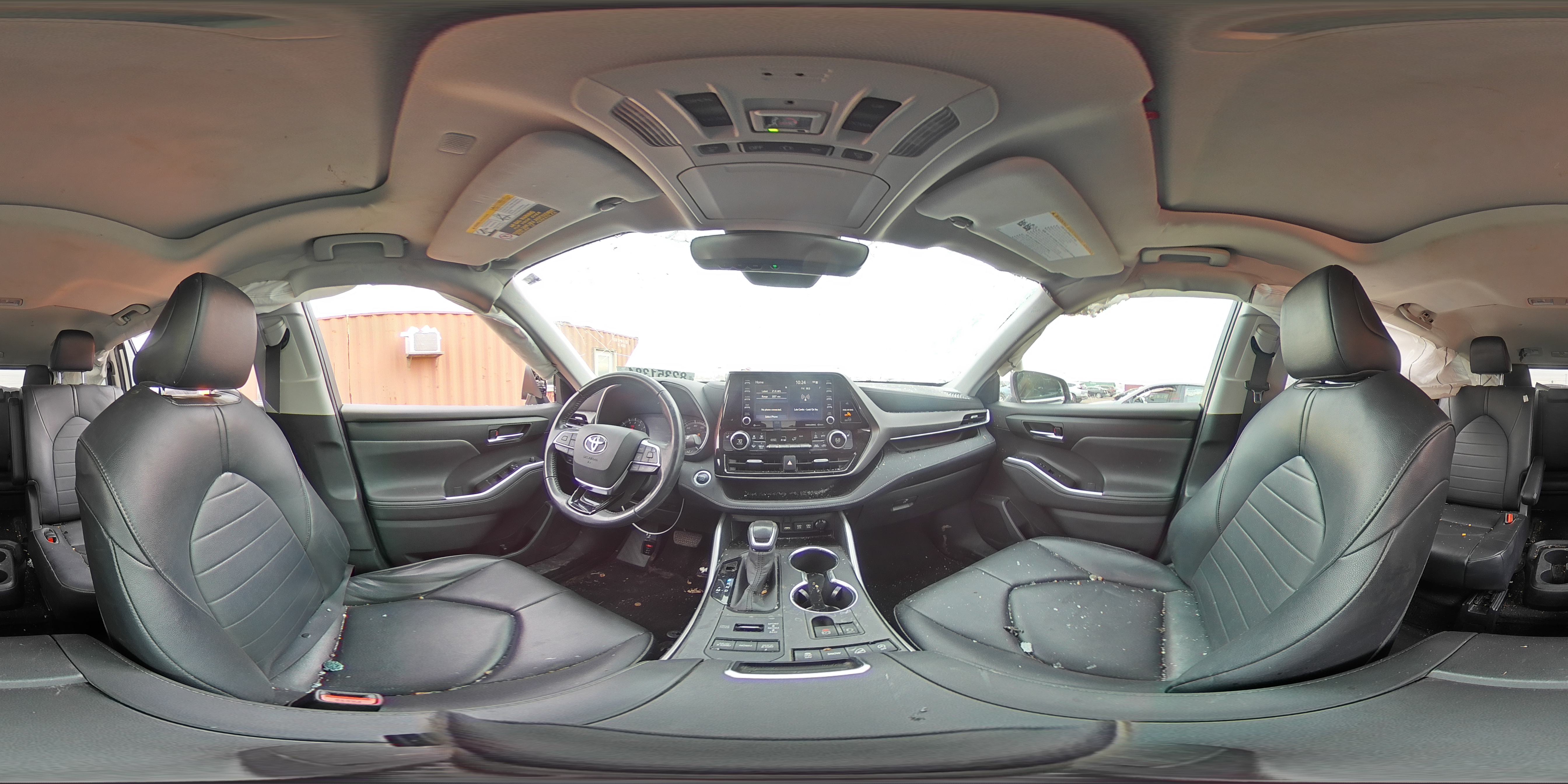 2020 Toyota Highlander - Image 14