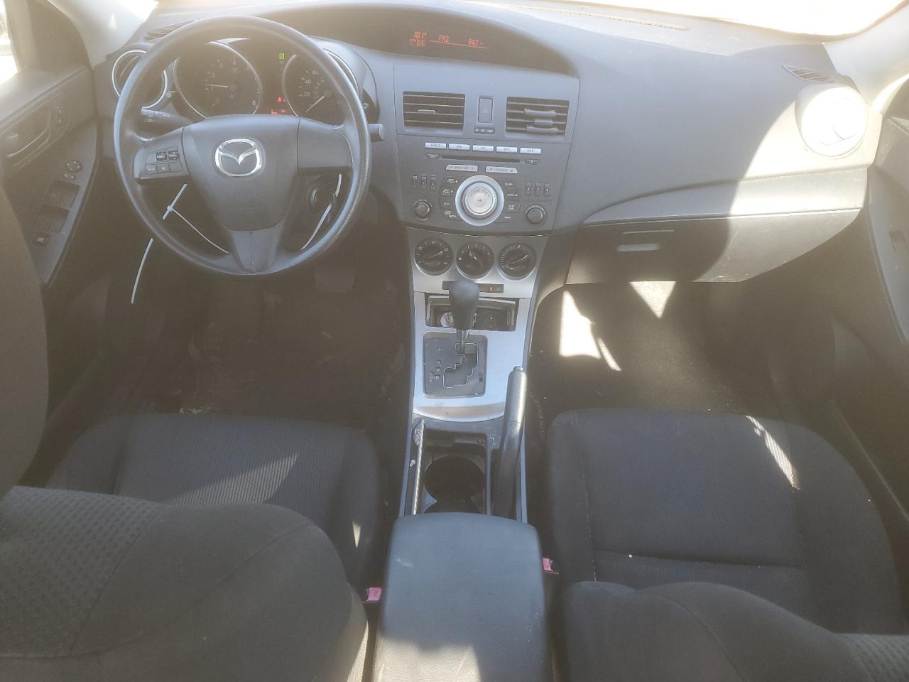 2011 Mazda 3 I VIN: JM1BL1UF4B1390151 Lot: 80420724