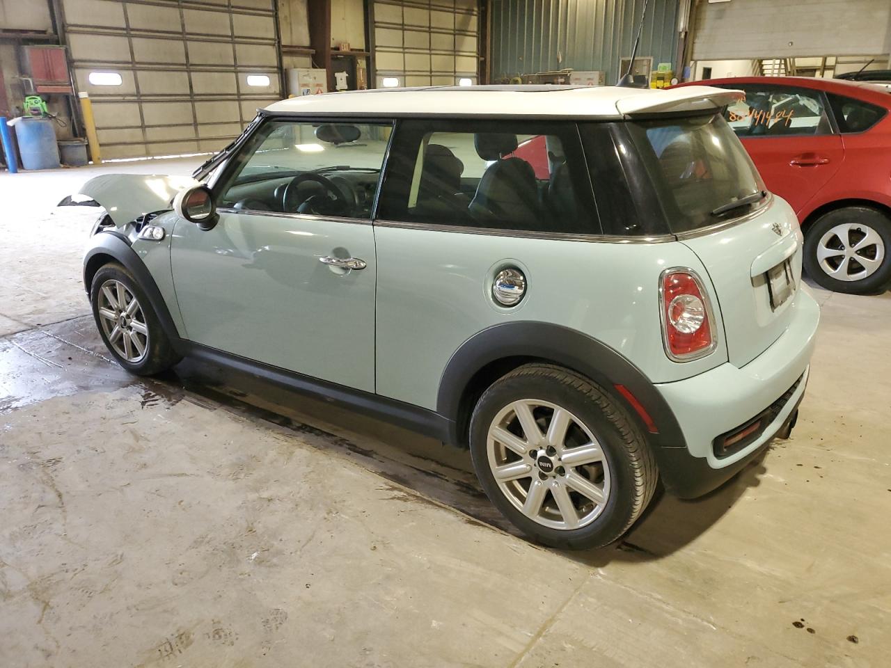 VIN WMWSV3C56DT395614 2013 MINI COOPER no.2