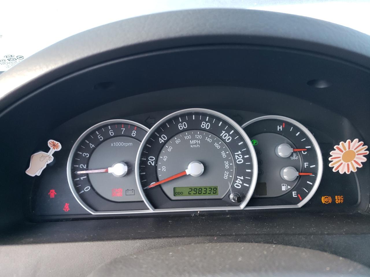 2008 Kia Sorento - Image 9