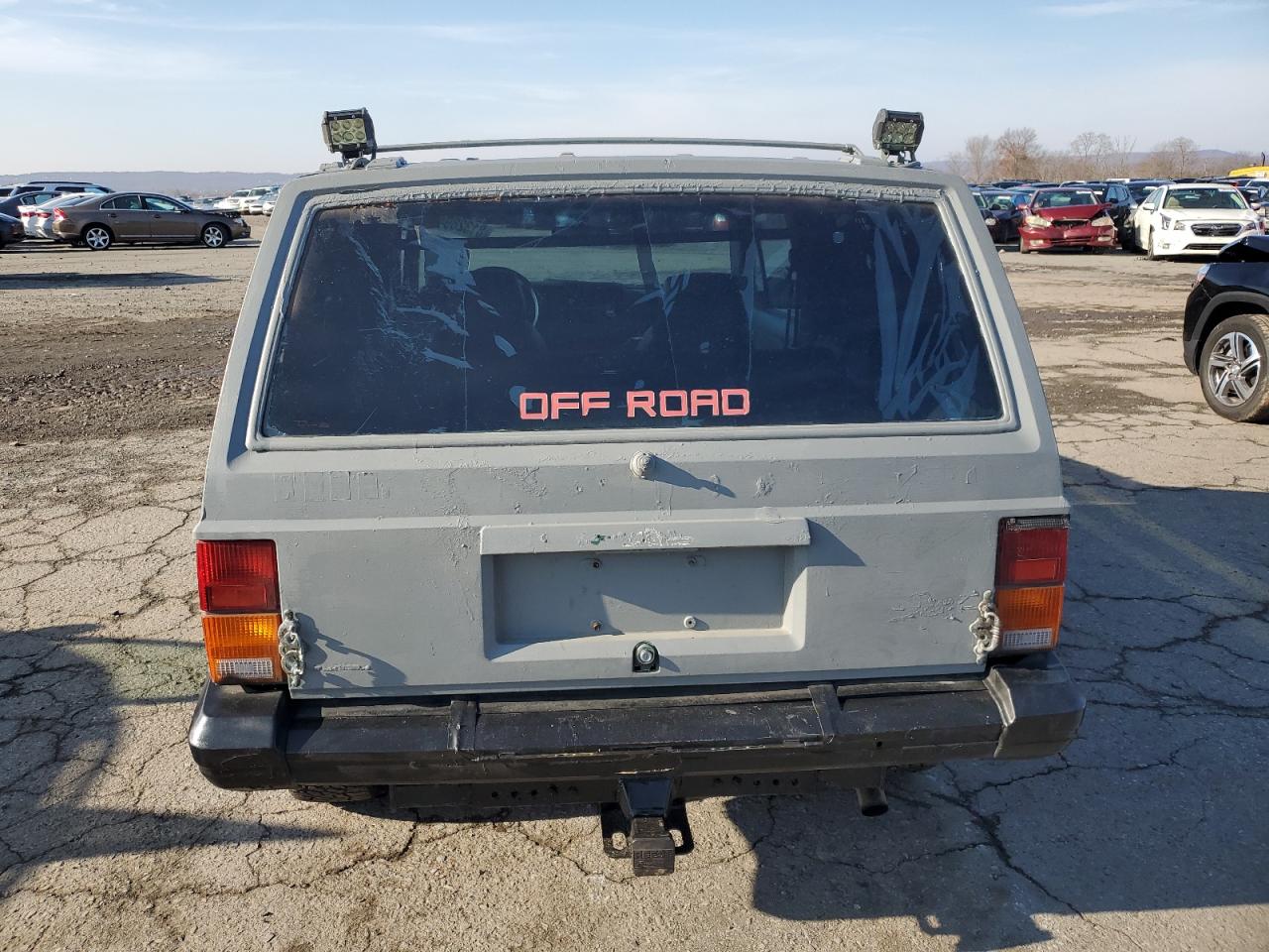 1990 Jeep Grand Cherokee - Image 6