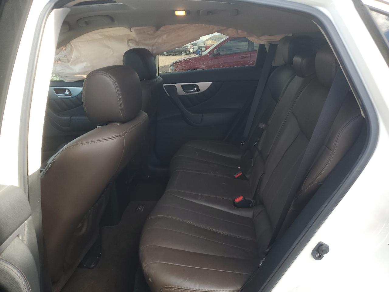 2012 Infiniti FX - Image 10