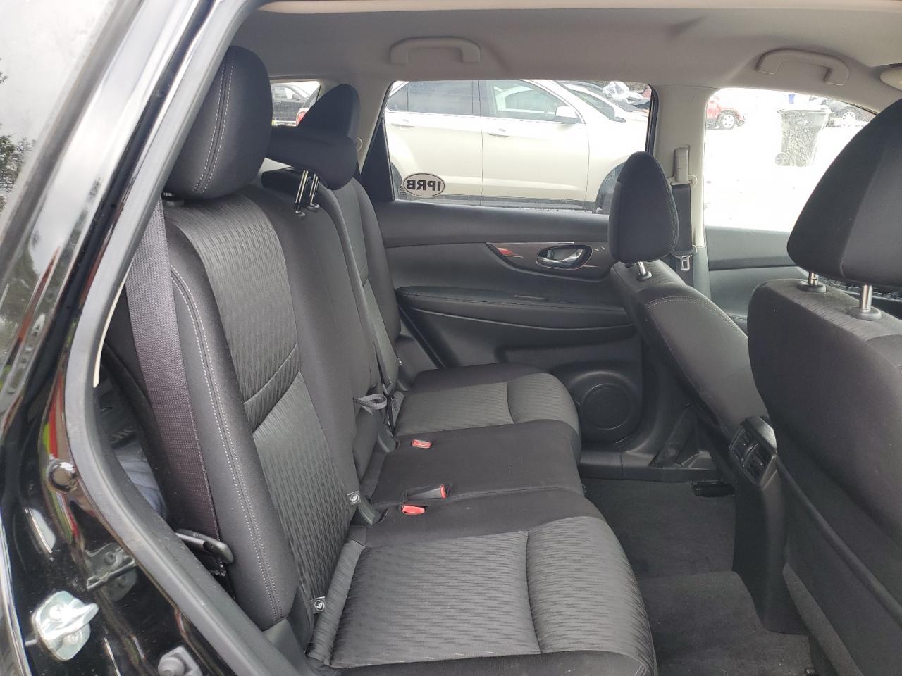 2019 Nissan Rogue - Image 11