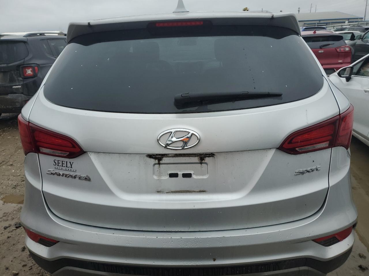 VIN 5XYZT3LB2HG435802 2017 HYUNDAI SANTA FE no.6