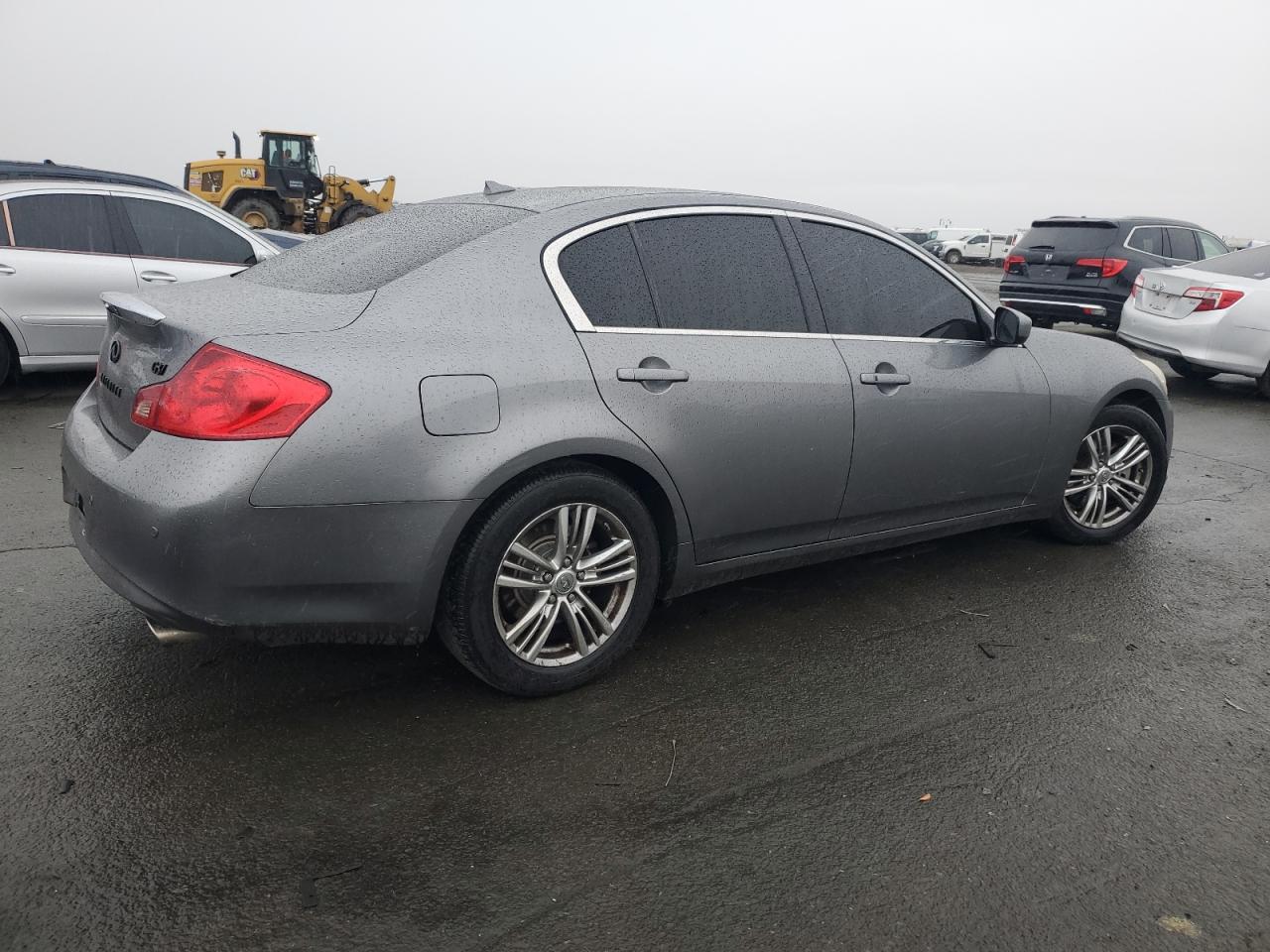 2010 Infiniti G - Image 3