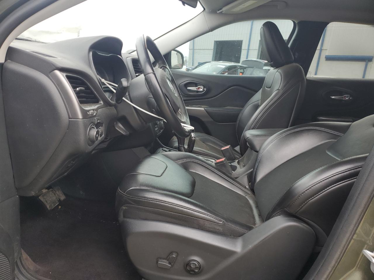 2019 Jeep Grand Cherokee - Image 7