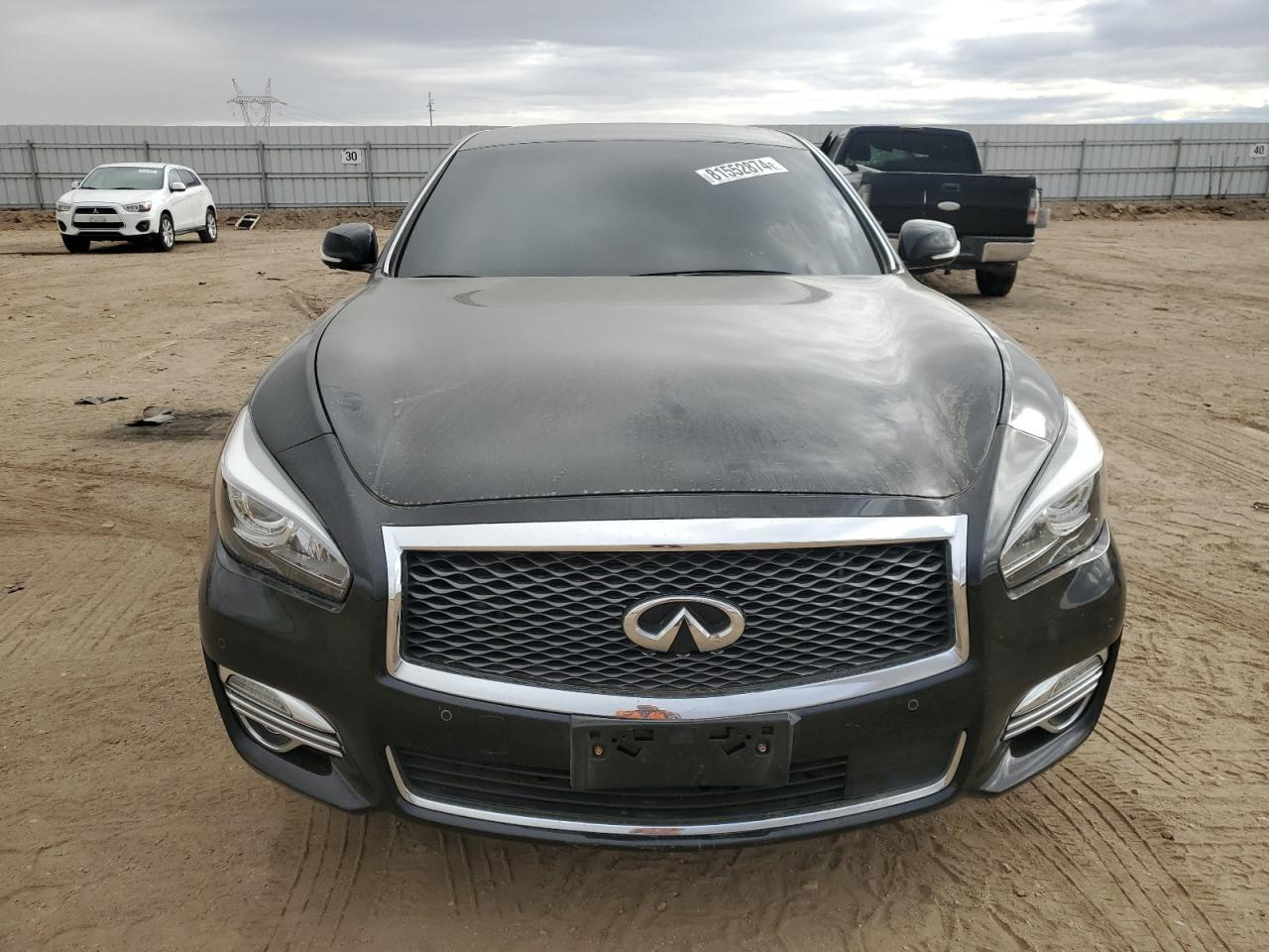 2015 Infiniti Q70 - Image 5