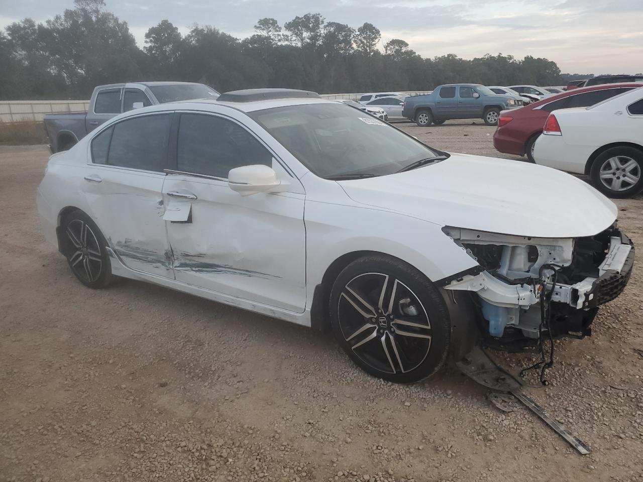 2016 Honda Accord - Image 4