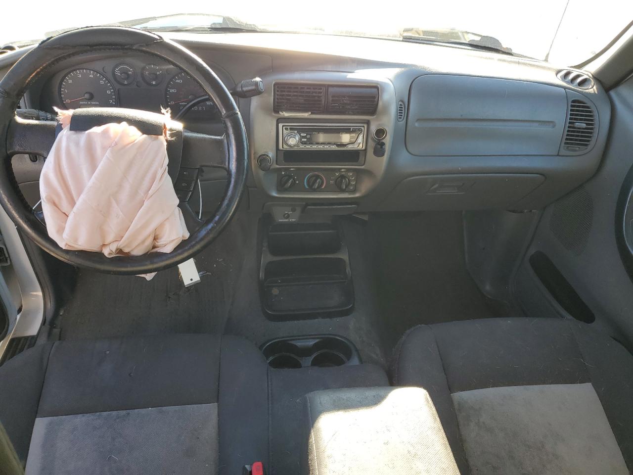 2005 Ford Ranger - Image 8