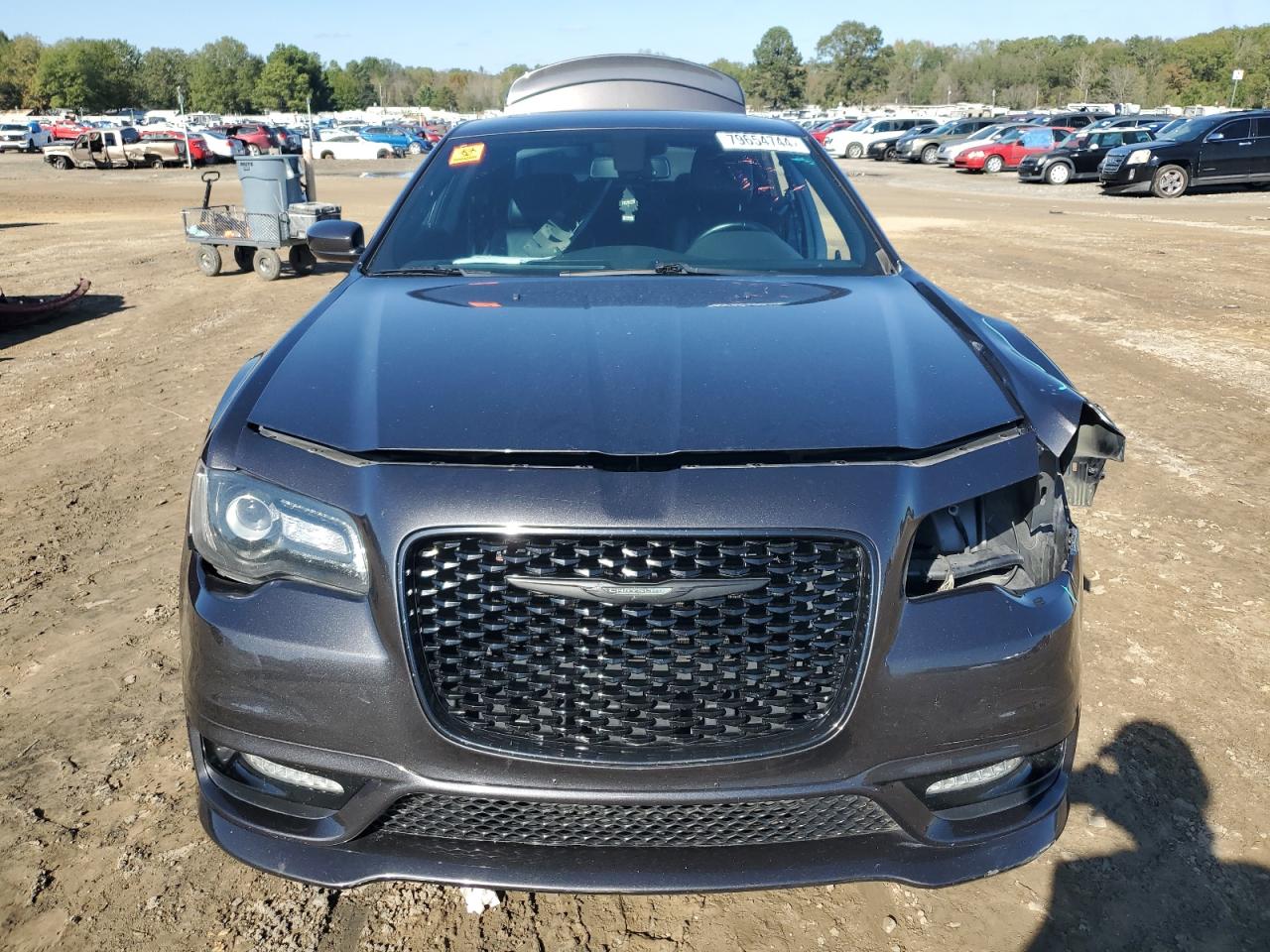 2017 Chrysler 300 - Image 5