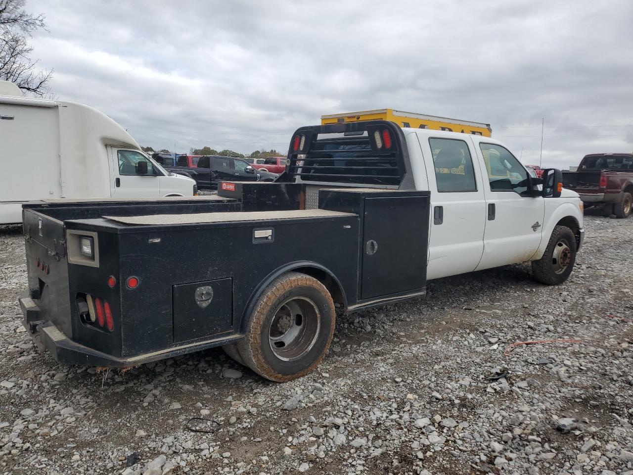2015 Ford F350 - Image 3