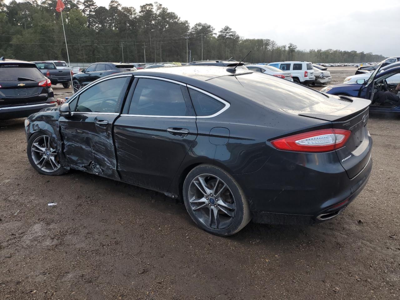 VIN 3FA6P0K9XDR191536 2013 FORD FUSION no.2