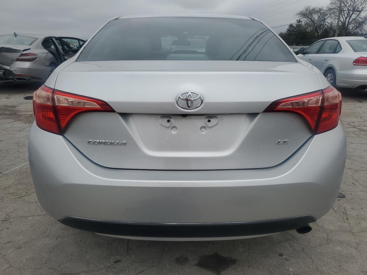 2018 Toyota Corolla L VIN: 2T1BURHE7JC001400 Lot: 79747544