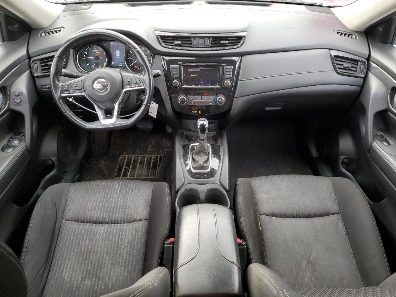 2020 Nissan Rogue - Image 8