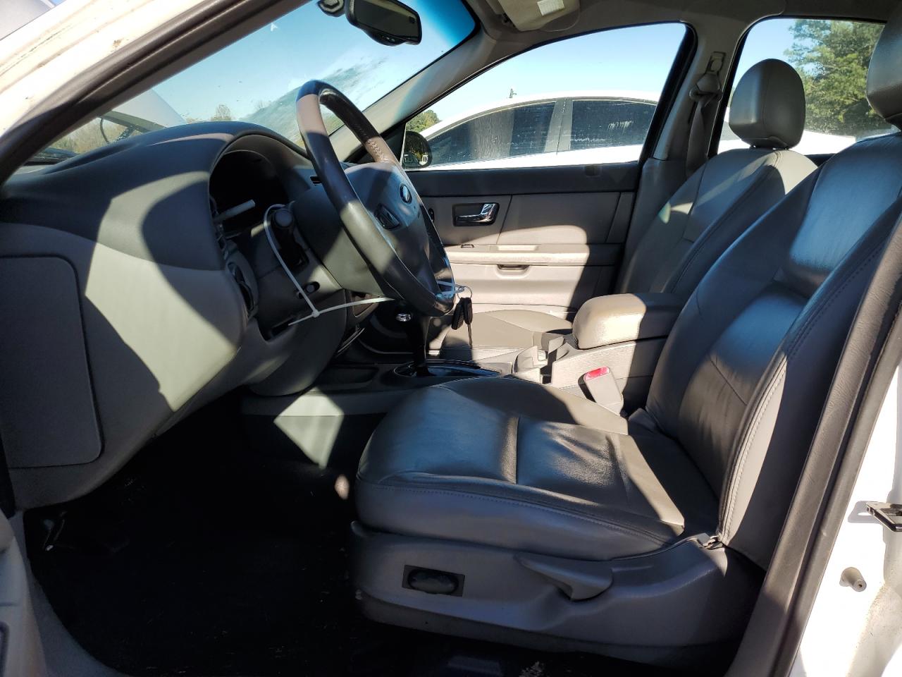 2003 Ford Taurus - Image 7