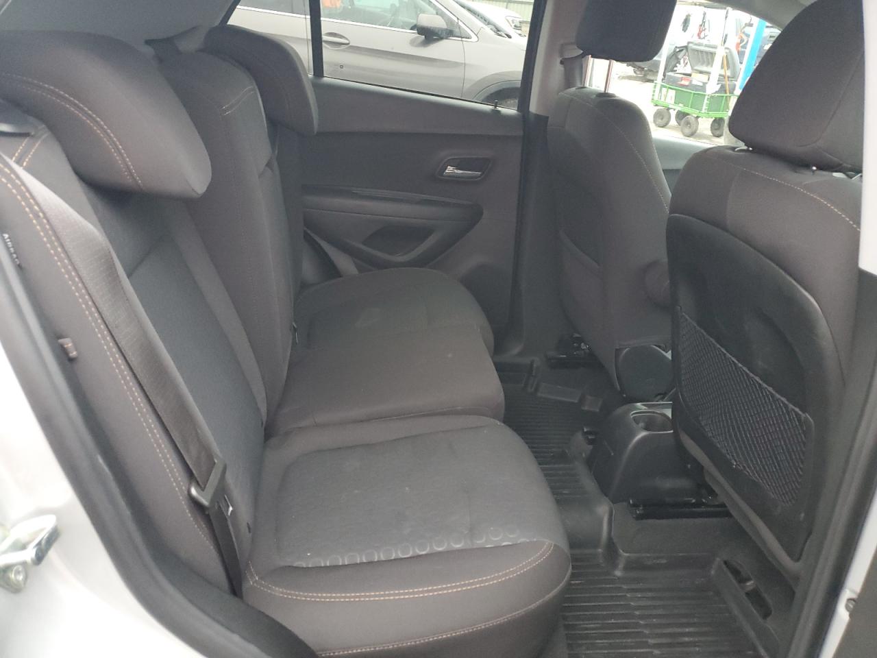 2020 Chevrolet Trax - Image 11