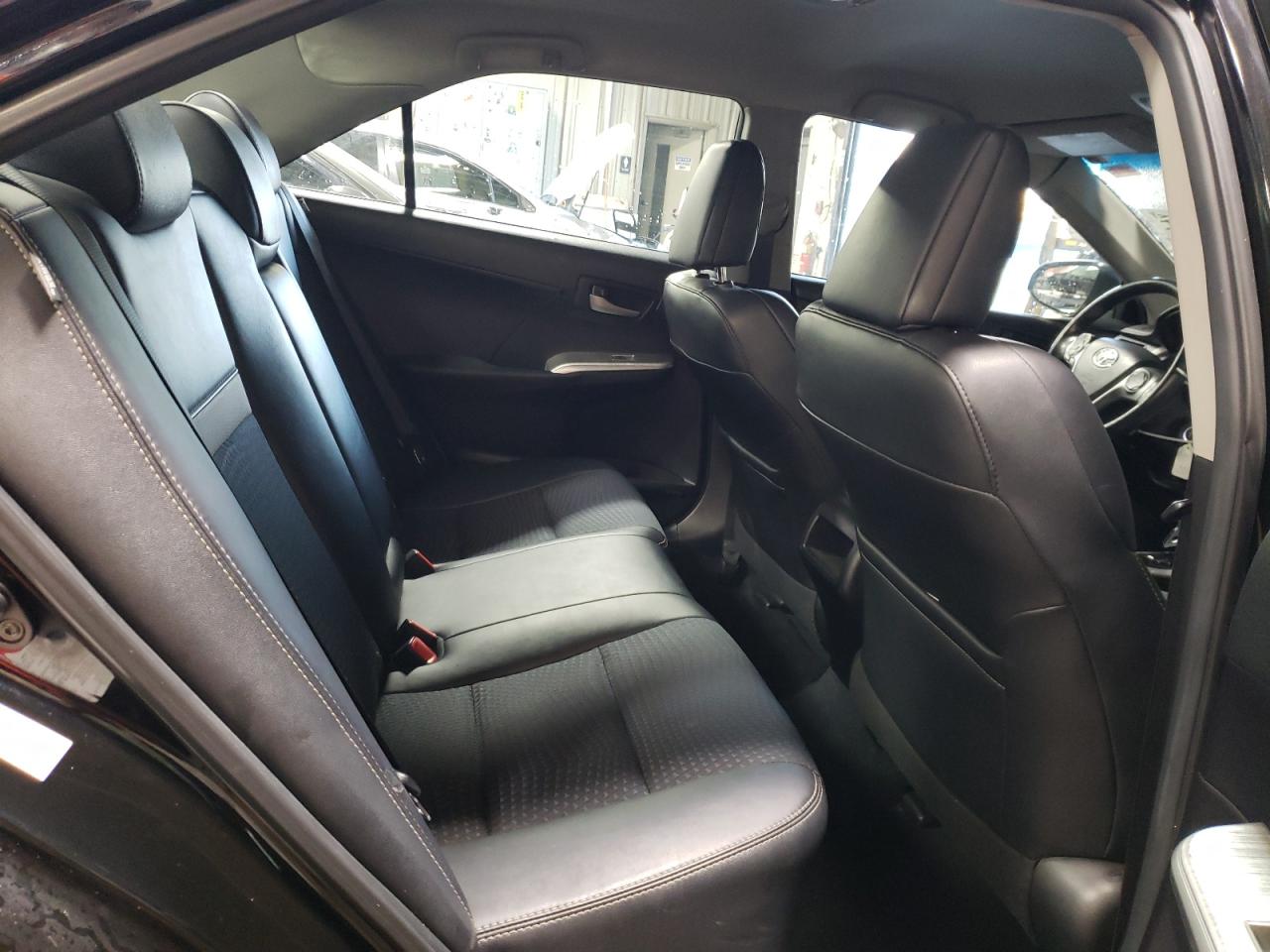 2014 Toyota Camry - Image 10
