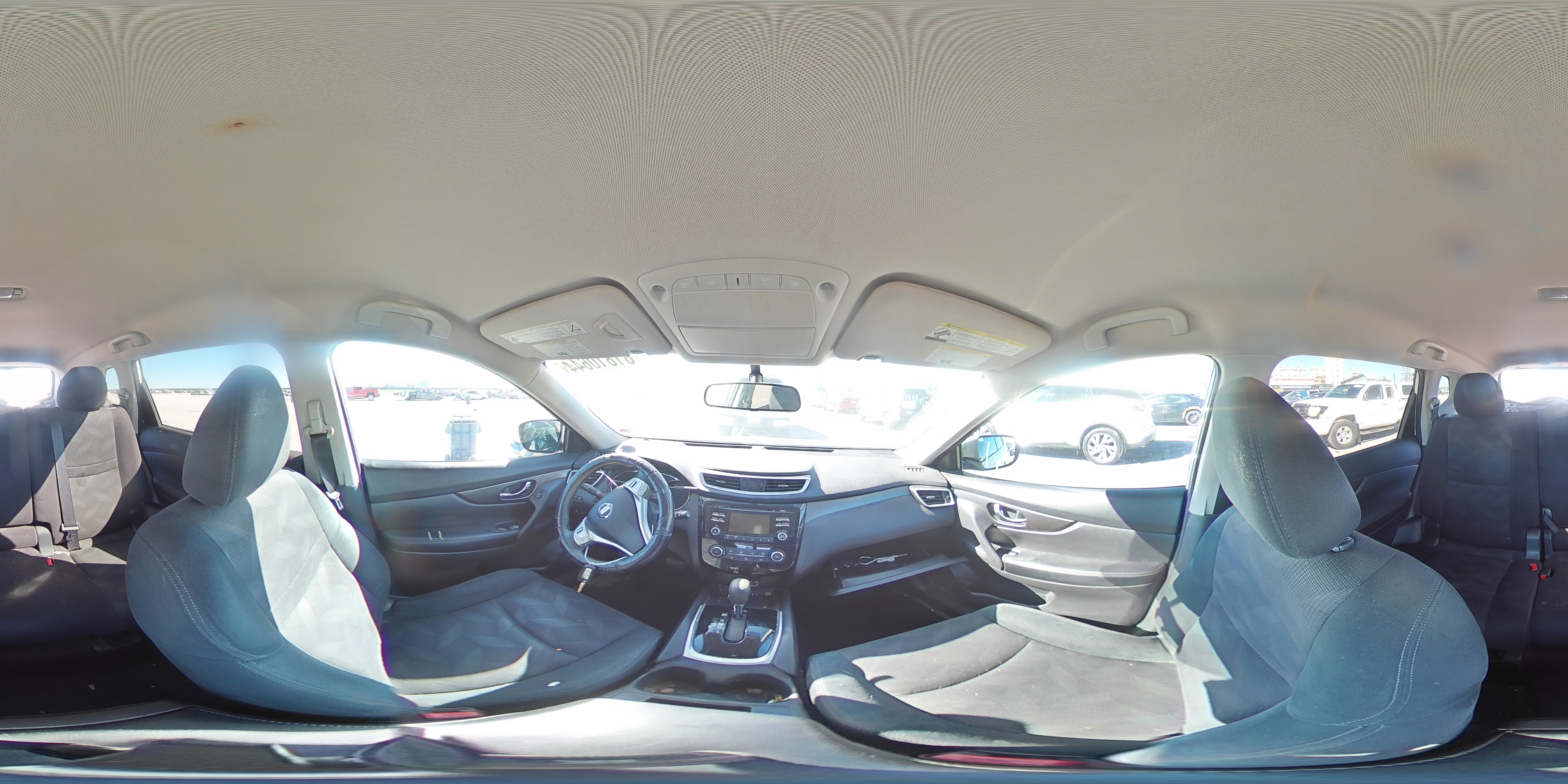 2015 Nissan Rogue - Image 13