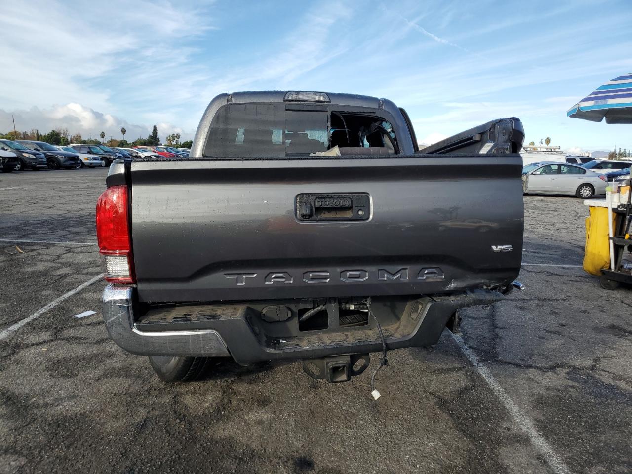 2017 Toyota Tacoma - Image 6