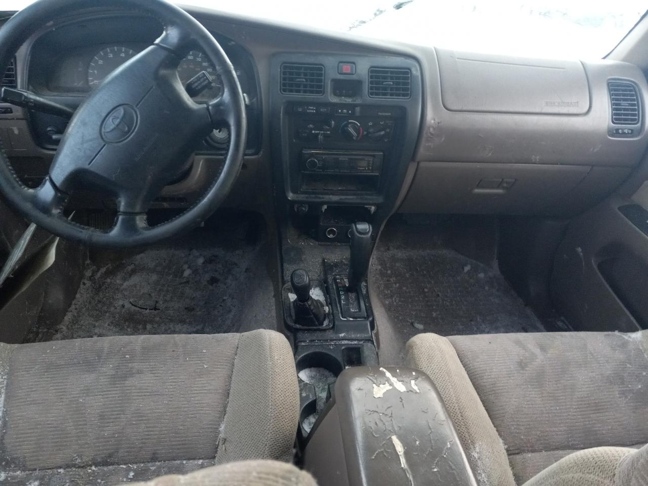 2000 Toyota 4Runner - Image 8