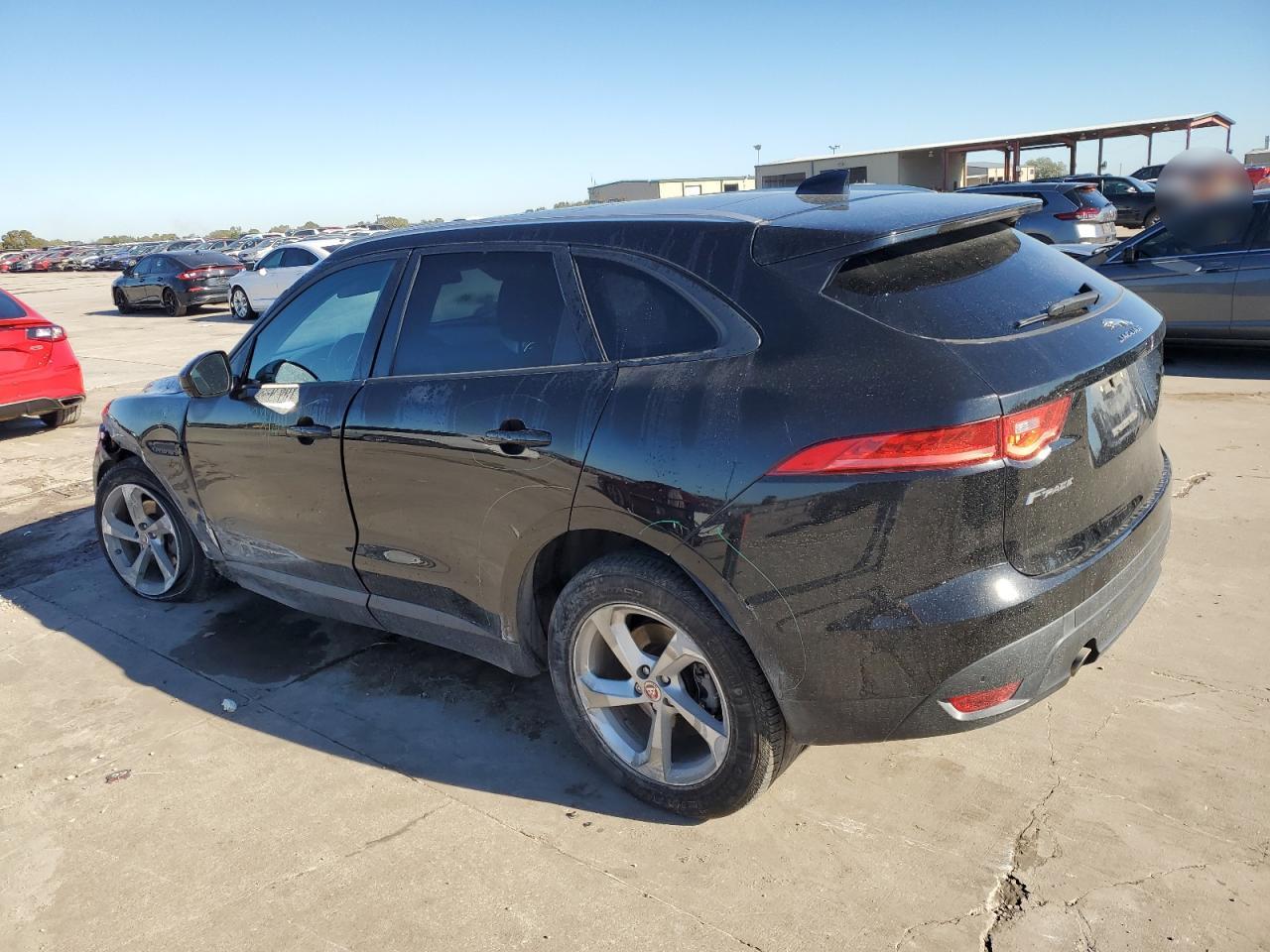 VIN SADCJ2FX3JA320567 2018 JAGUAR F-PACE no.2