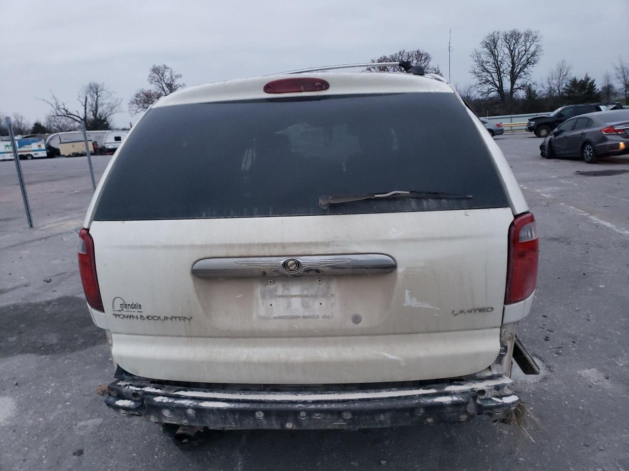 2006 Chrysler Town & Country - Image 6