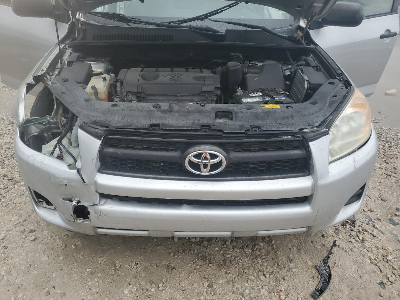 2012 Toyota RAV 4 - Image 13