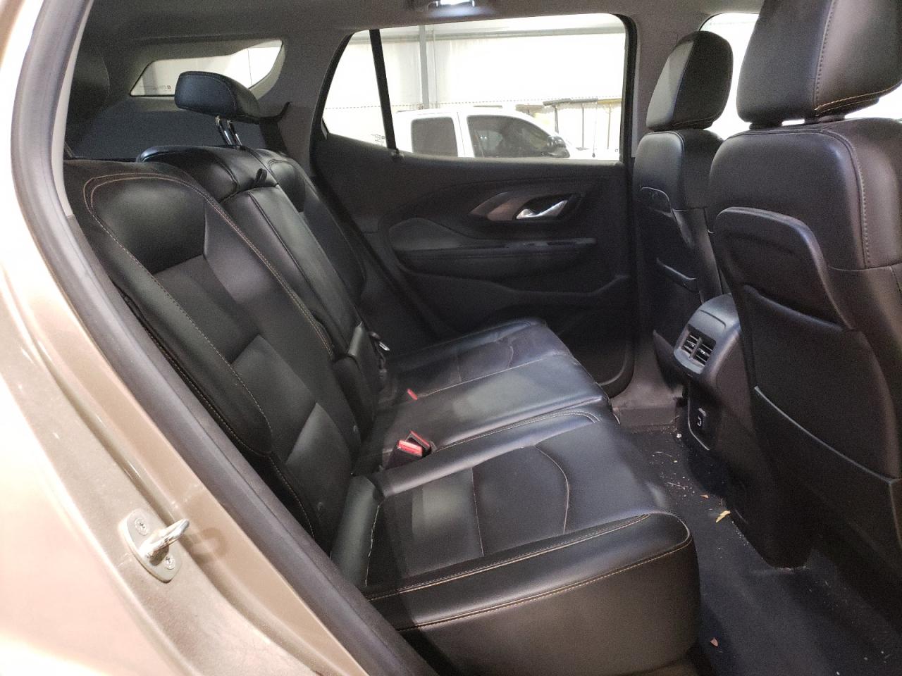 2018 GMC Terrain - Image 11
