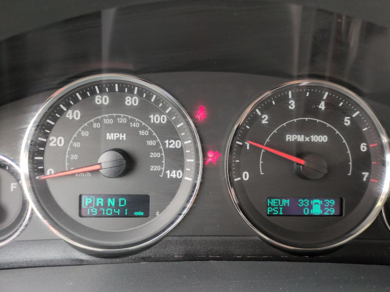 2006 Jeep Grand Cherokee - Image 9