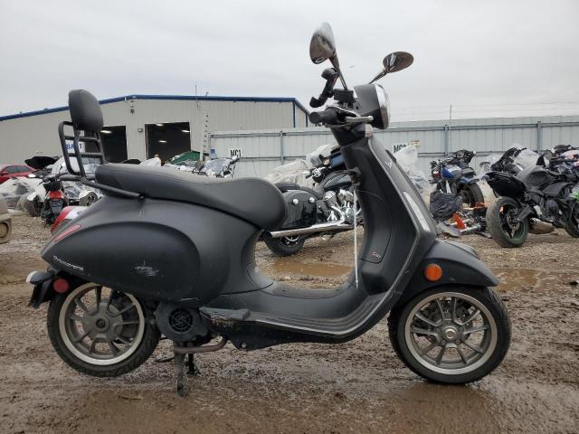 2022 Vespa Primavera/Sprint 150 იყიდება Elgin-ში, IL - Side