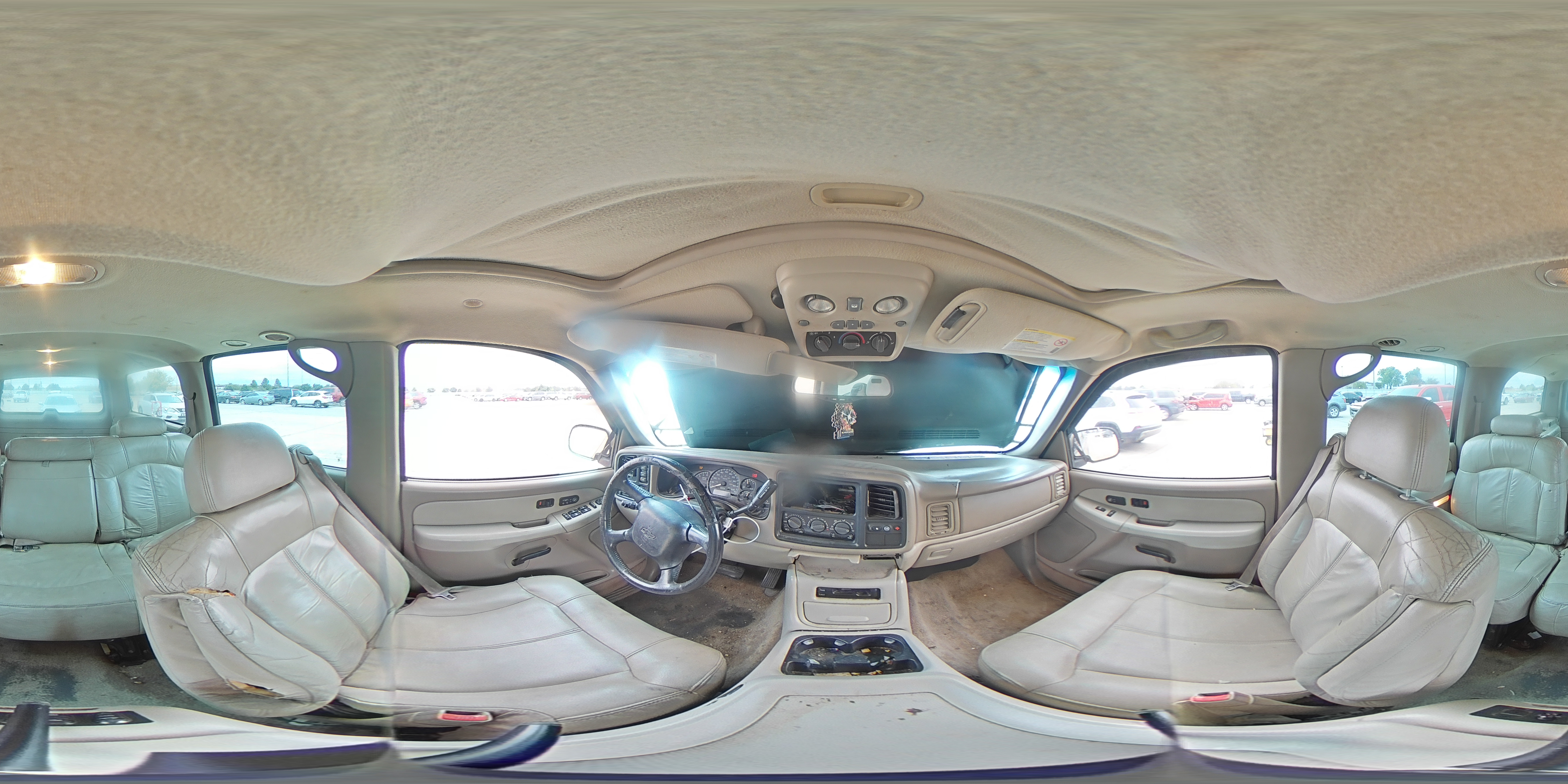 2002 Chevrolet Suburban - Image 13
