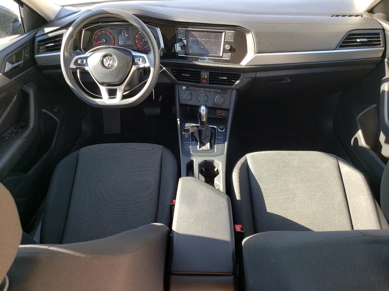 2019 Volkswagen Jetta - Image 8