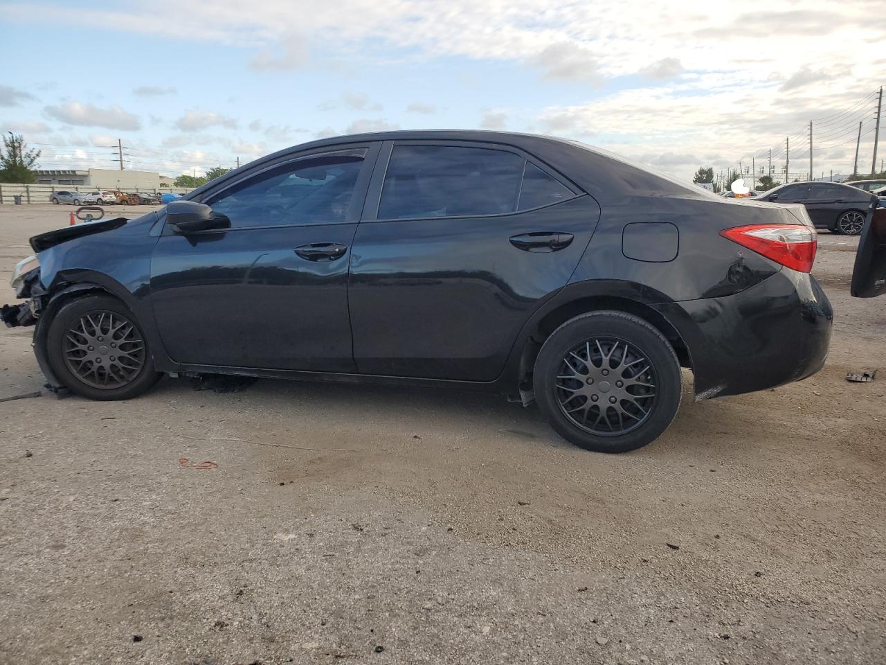 2015 Toyota Corolla - Image 2