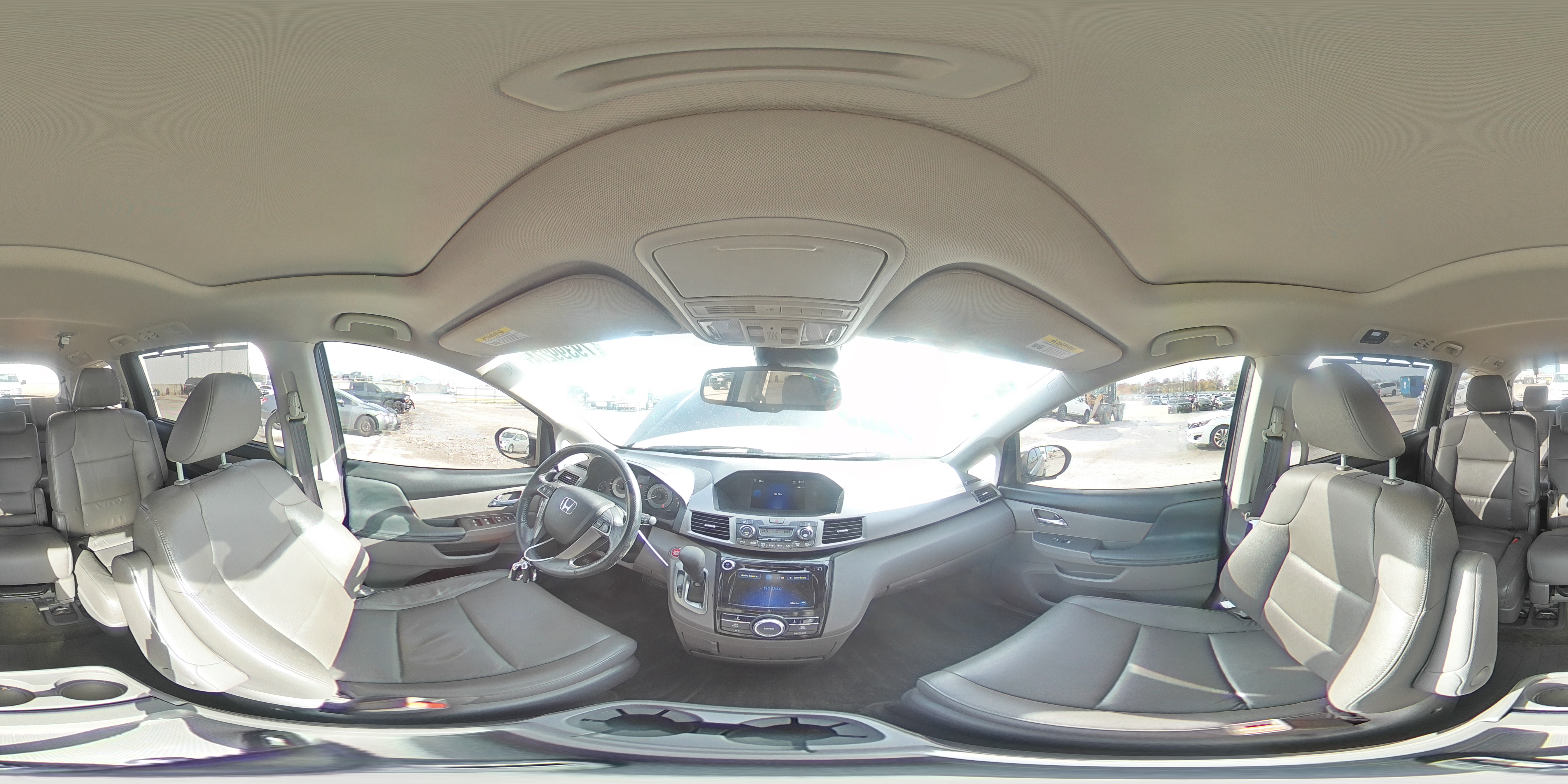 2016 Honda Odyssey - Image 16