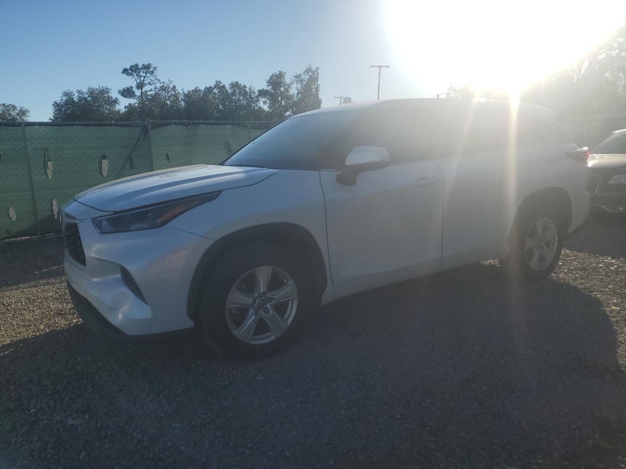 2022 Toyota Highlander - Image 1