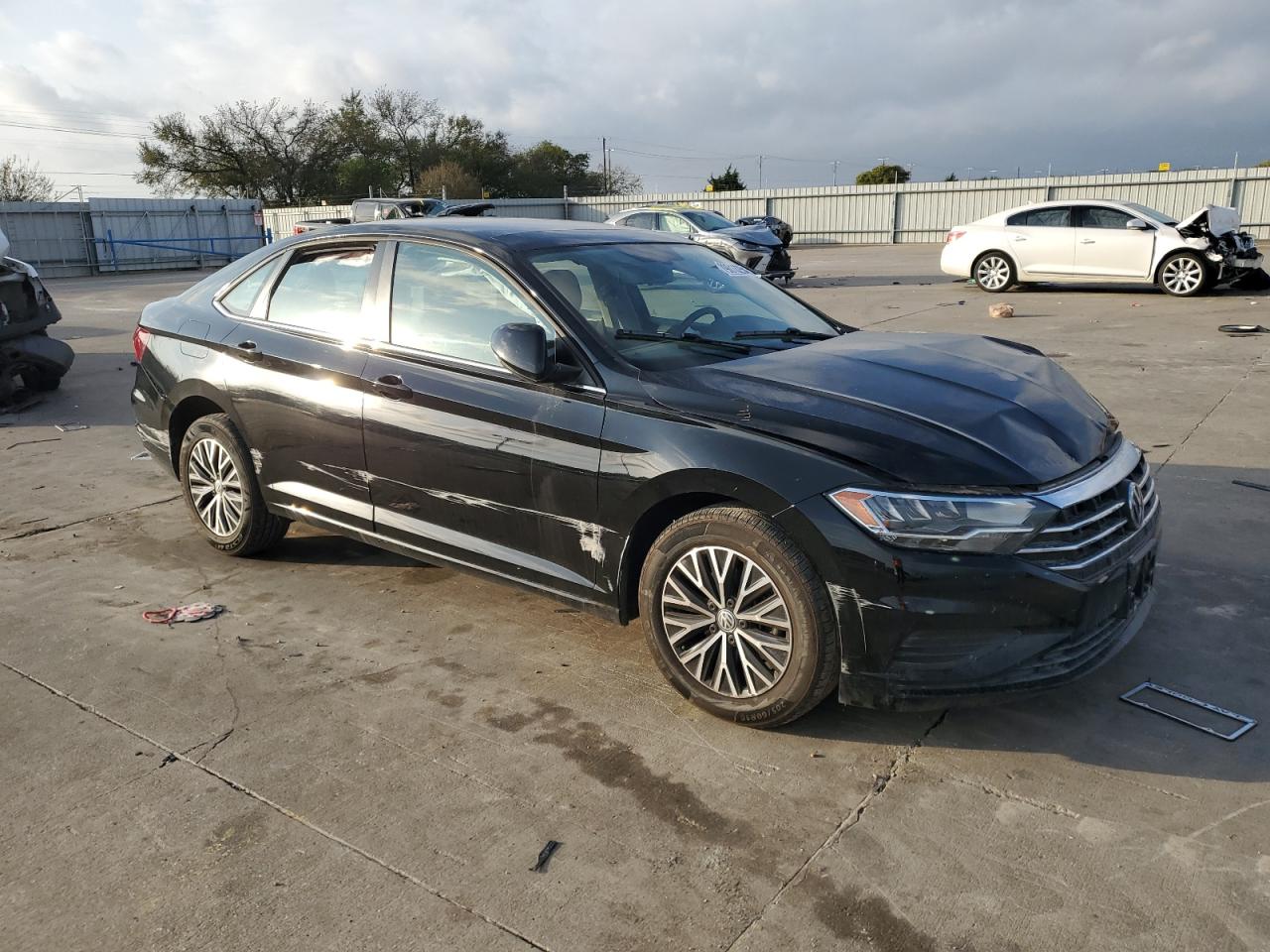 2020 Volkswagen Jetta - Image 4