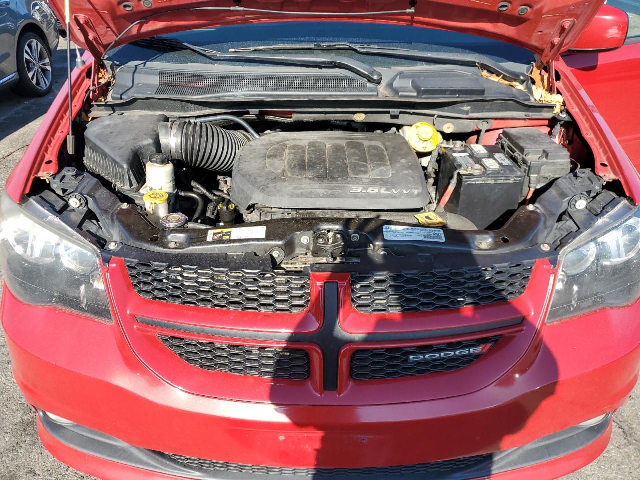 2016 Dodge Caravan - Image 12