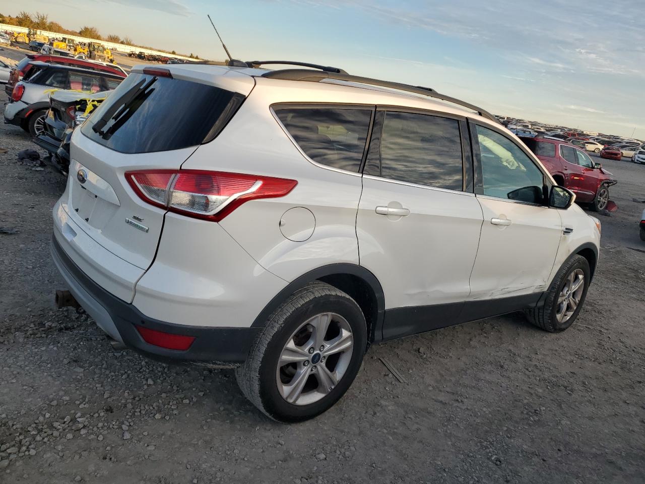 2014 Ford Escape - Image 3