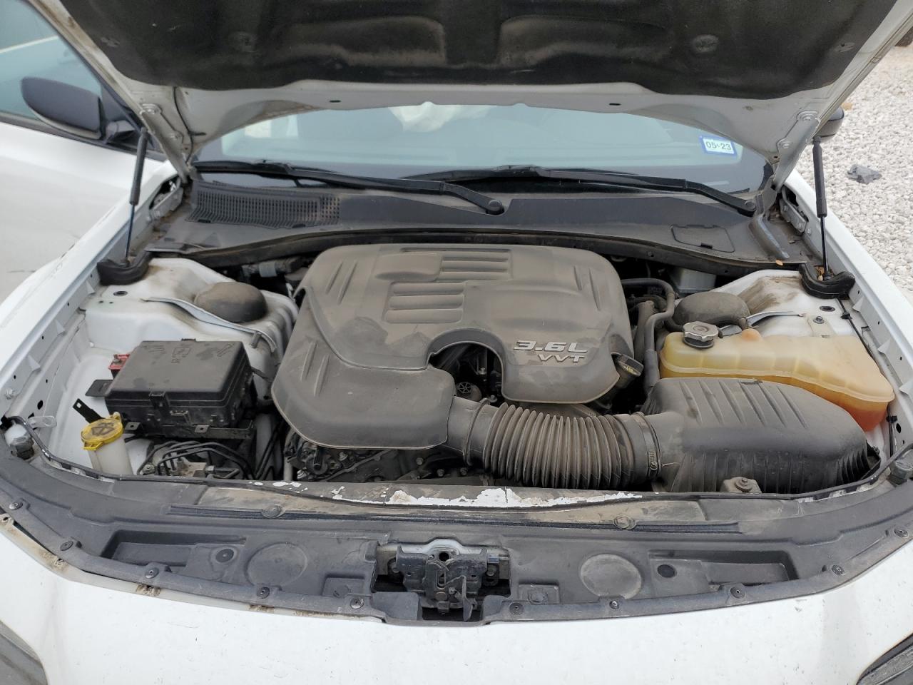 2018 Chrysler 300 - Image 11