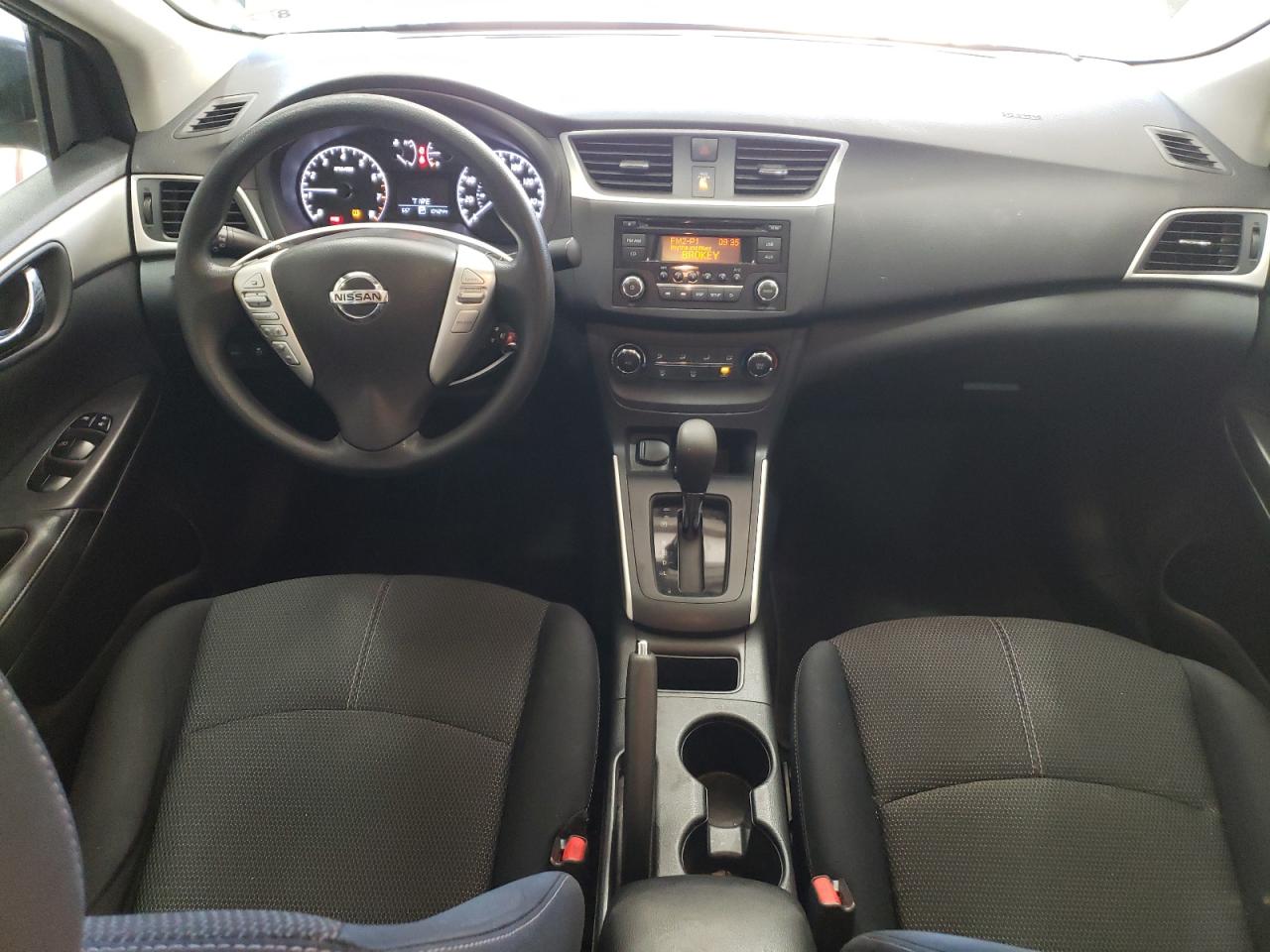 2017 Nissan Sentra - Image 8