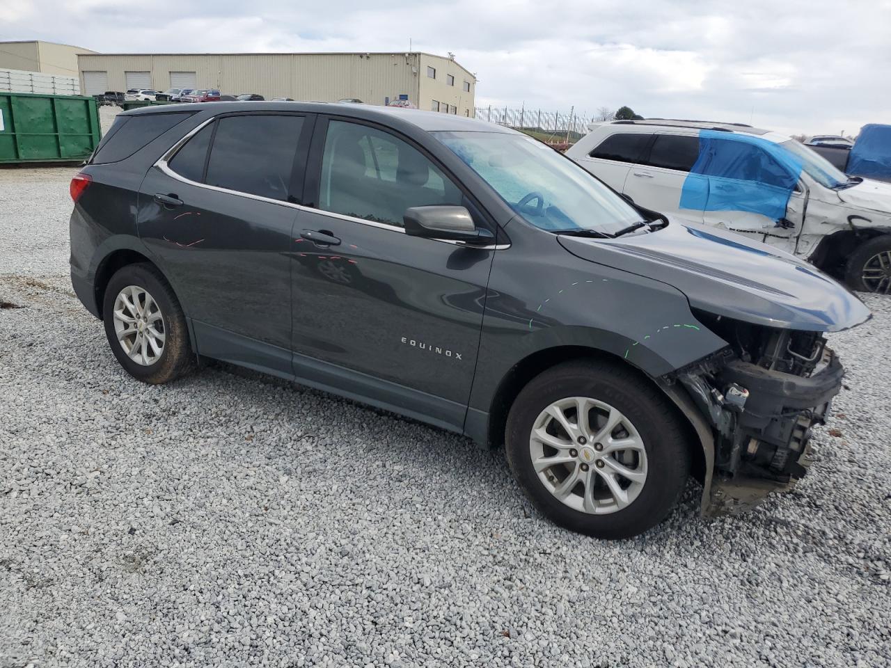 VIN 2GNAXKEV7K6128897 2019 CHEVROLET EQUINOX no.4