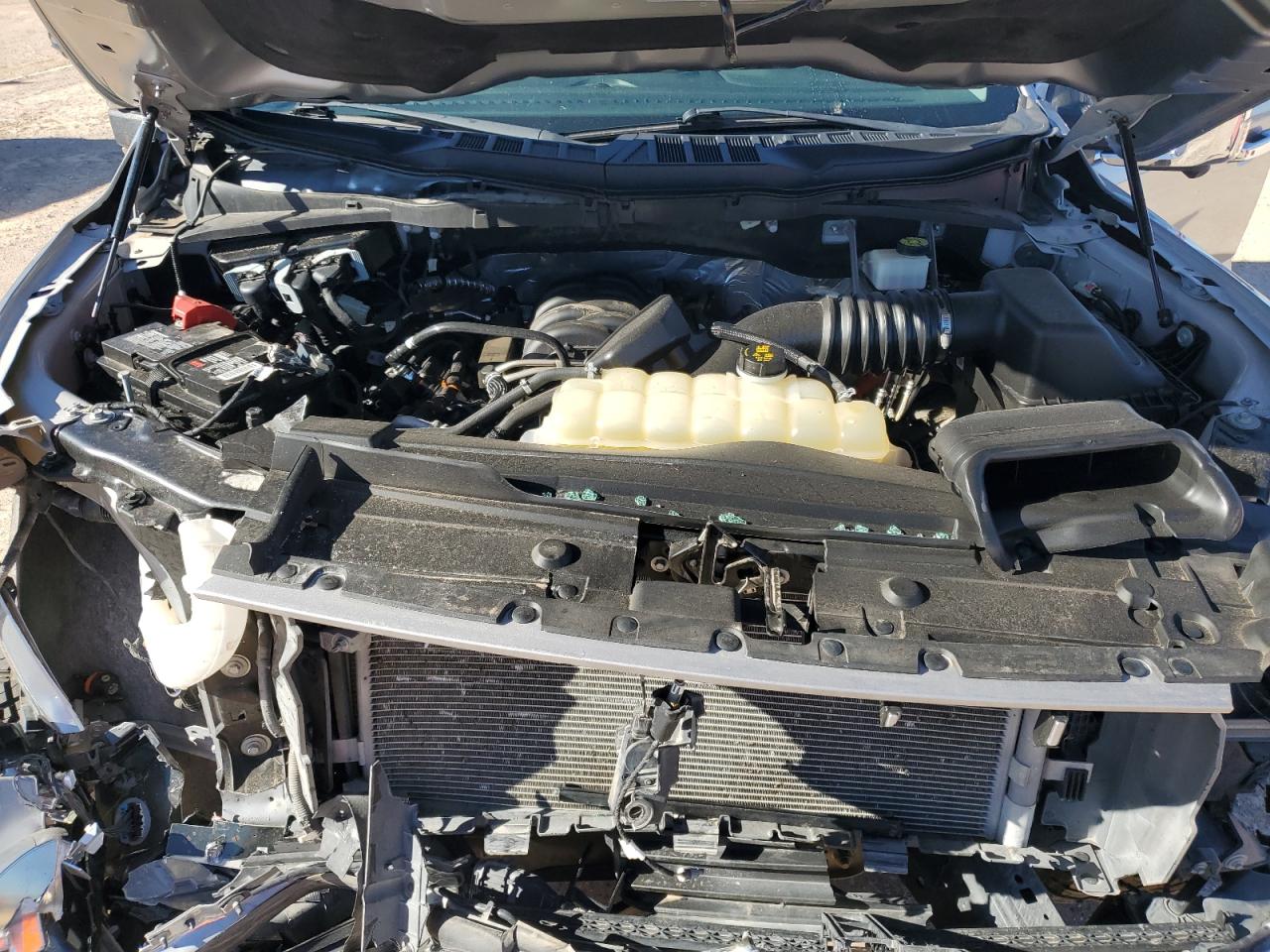 2022 Ford F-150 - Image 12