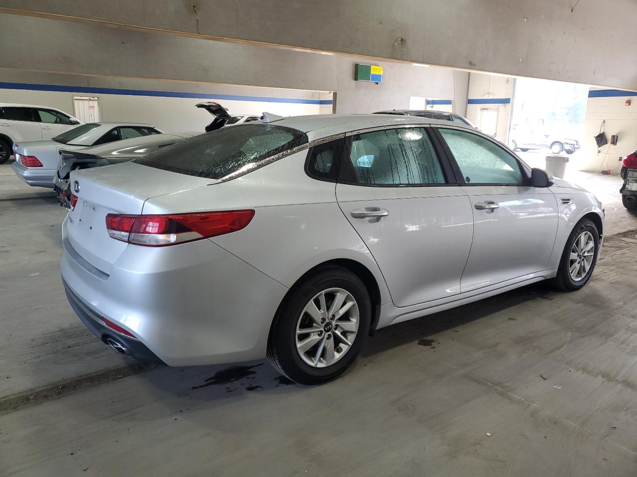 2017 Kia Optima - Image 3