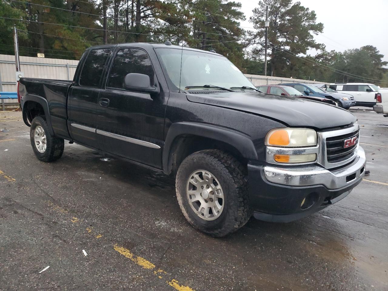 2005 GMC Sierra - Image 4