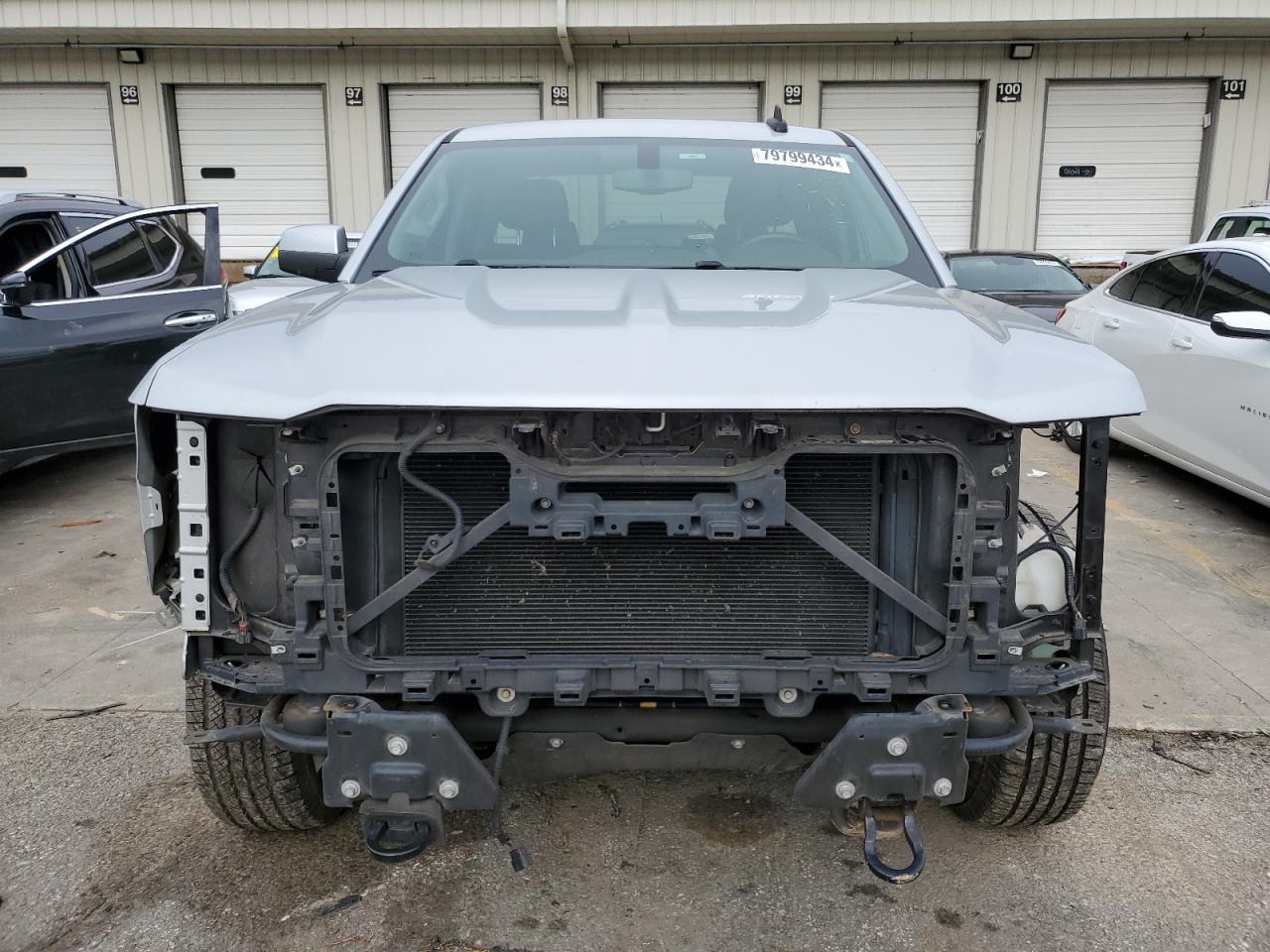 2016 Chevrolet Silverado - Image 5