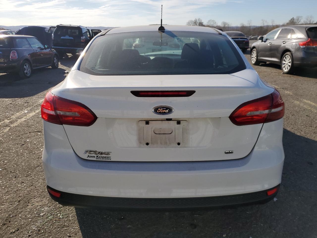 2015 Ford Focus Se VIN: 1FADP3F21FL365193 Lot: 79870164