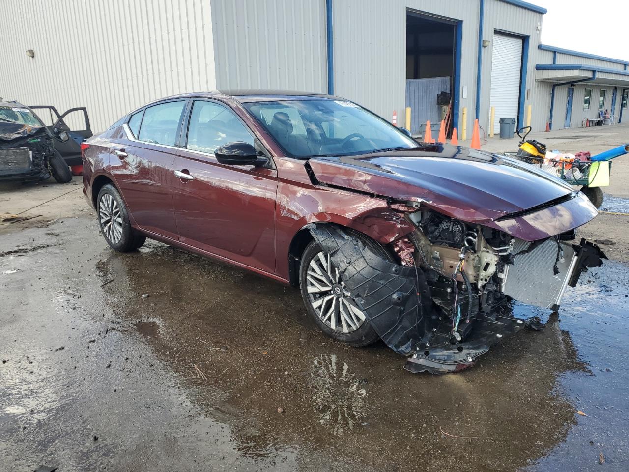 2024 Nissan Altima - Image 4